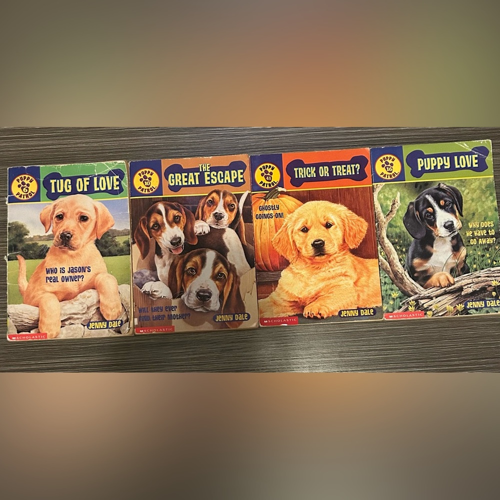 Scholastic Puppy Patrol Book Set